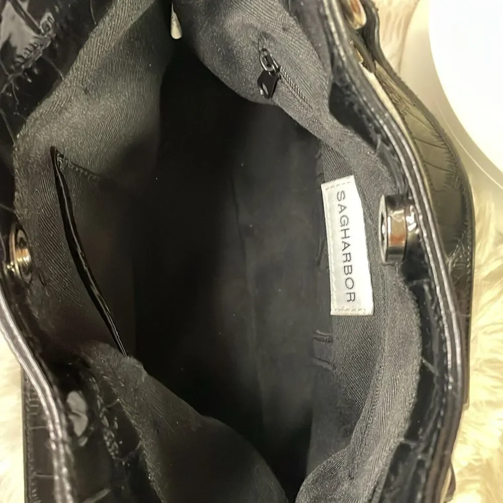 Sag Harbor Ladies Black and Gray Handbag